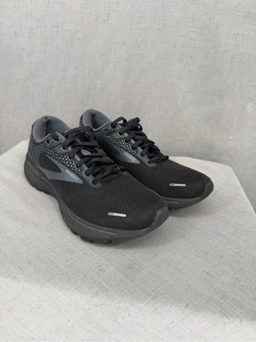 Brooks Womens 10 2AGhost 14 Sneaker Shoes Black Road Running Comfort Walking Gym